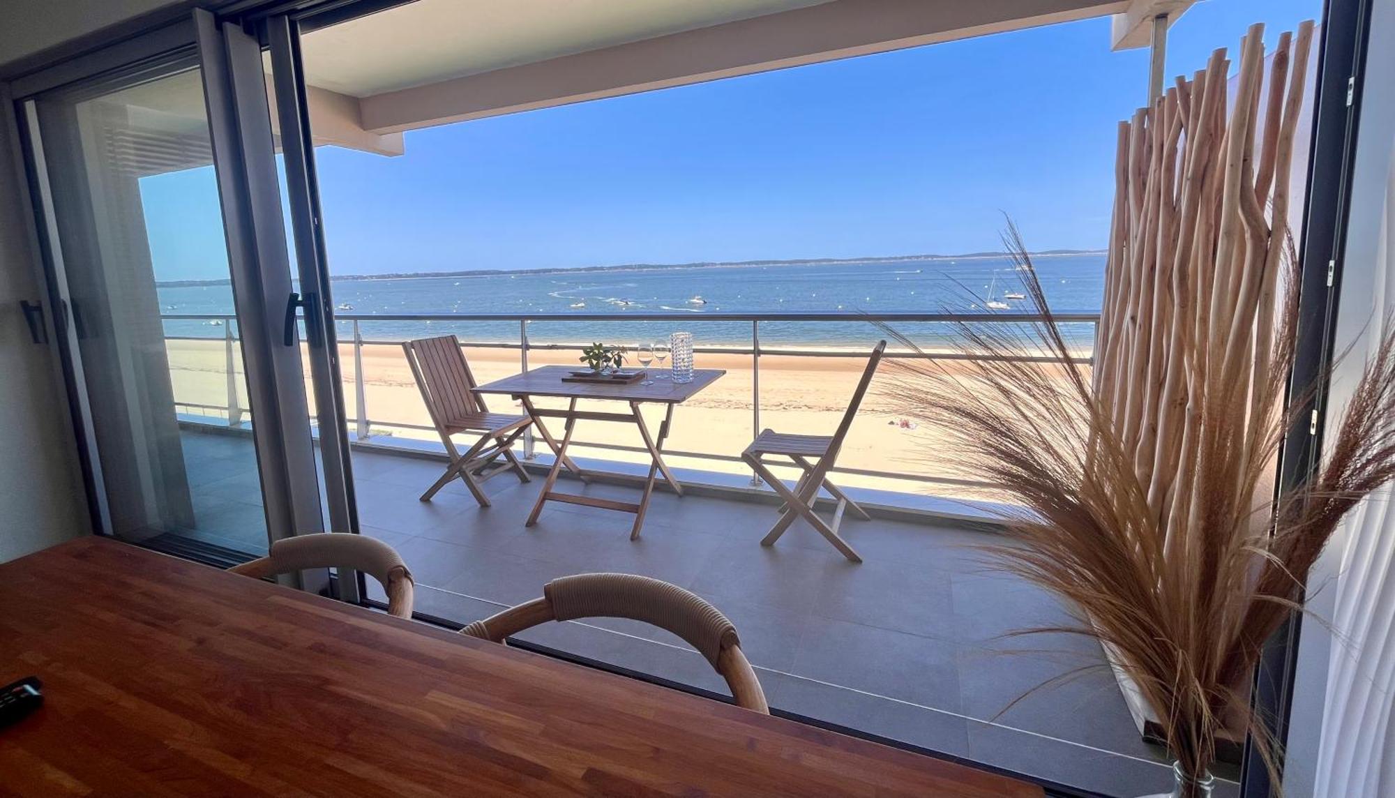 Premiere Ligne Acces Prive Et Direct A La Plage Vue Mer อาร์กาชง ภายนอก รูปภาพ